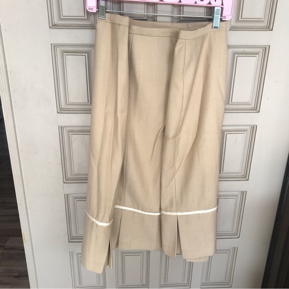 Sag harbor plus size women’s 22 skirt kickplate hem beige zip back very nice - Picture 8 of 8